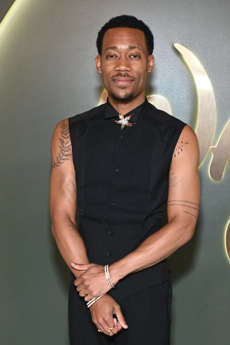 Gallery Ranking the Internet s Best Boyfriends of 2024 Jonathan Bailey Paul Mescal and More