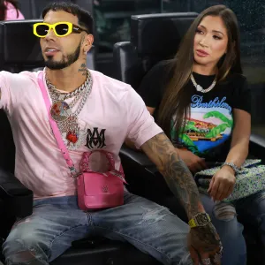 Anuel AA y Laury Saavedra.