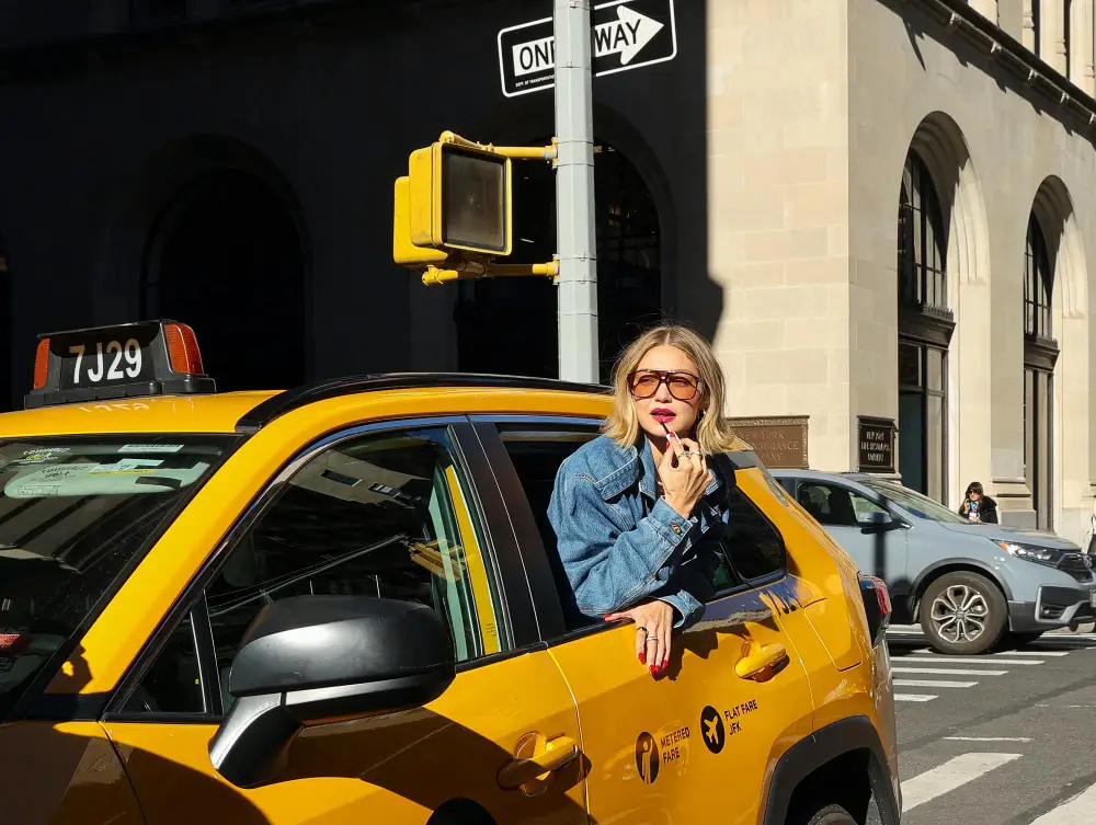 Gigi Hadid Is Just Like Us While Dealing With a Rat Problem in Her New York City Apartment 265