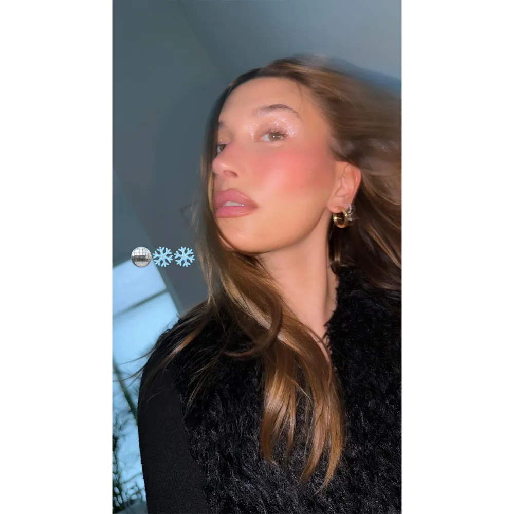 Hailey Bieber Shows Off Her Disco Snowflake Inspired Makeup
