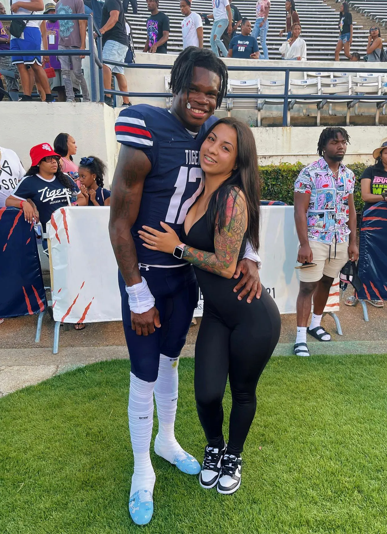 Heisman Trophy Winner Travis Hunter DM’d Fiancee for the 1st Time When He Still Had a Girlfriend