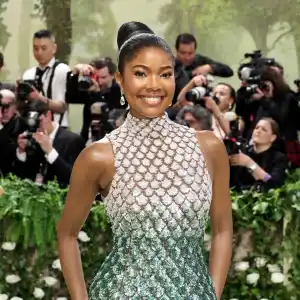 Holiday and NYE Makeup with Celeb MUA