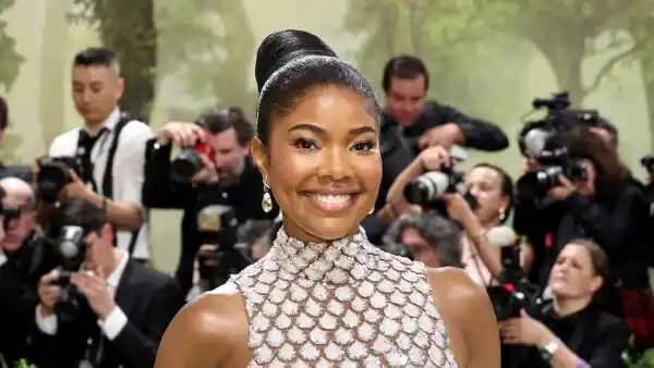 Holiday and NYE Makeup with Celeb MUA