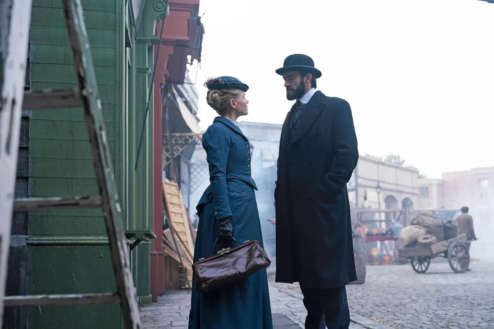 How Miss Scarlet Explains The Duke s Extended Absence in Season 5 Premiere &mdash; How It Affects Eliza Miss Scarlet and the Duke Stuart 015