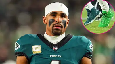 Jalen Hurts Was Fined for Wearing Different Color Shoes in the Eagles Win Over the Steelers