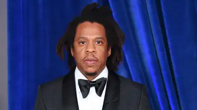 Jay Z s Lawyer Shares New Insight Into Rapper s Reaction to Rape Allegations A Mockery of the System 220