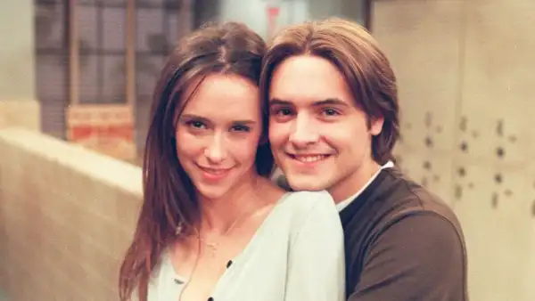 Jennifer Love Hewitt on Boy Meets World Cameo Opposite Ex Will Friedle