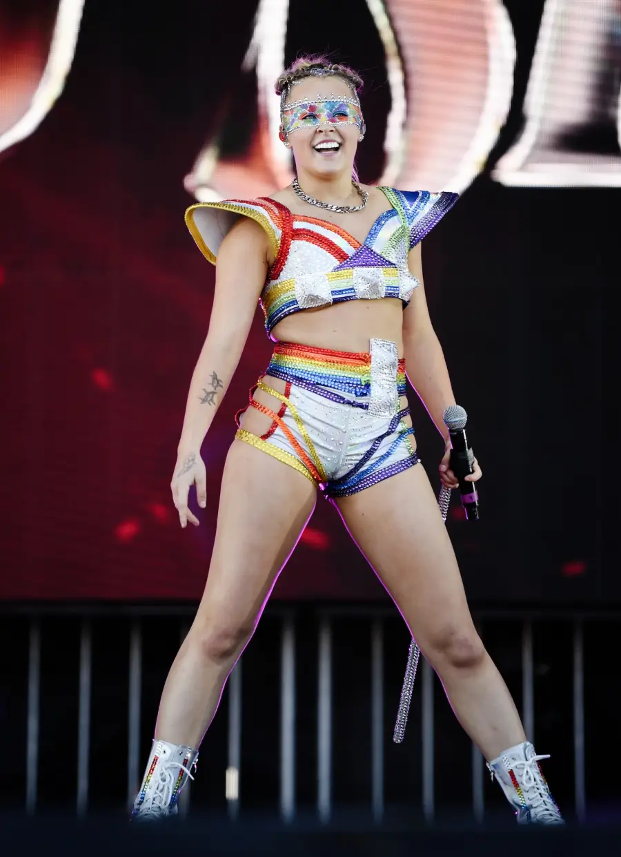 Jojo Siwa s Most Out There Looks of 2024