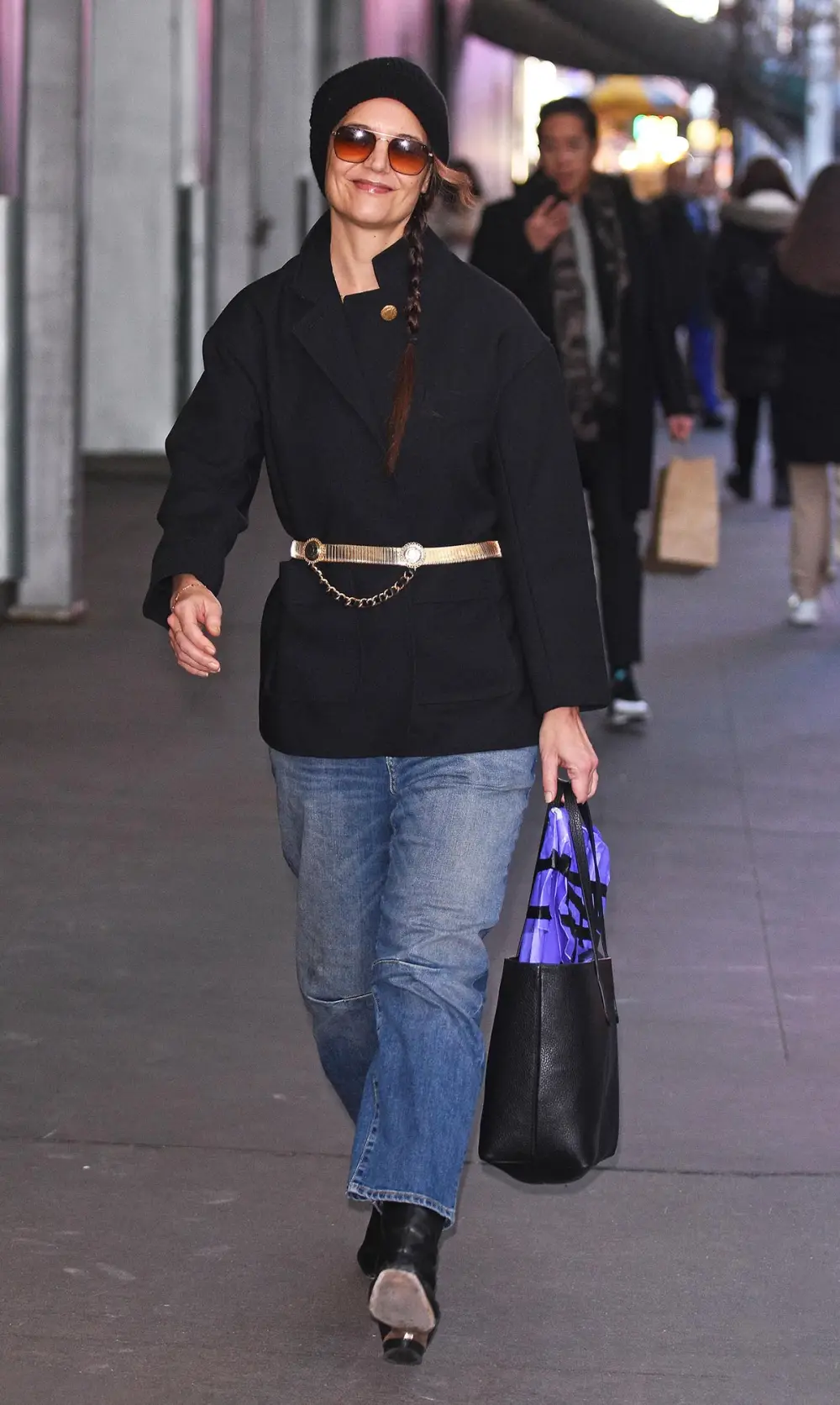 Katie Holmes Is Giving Blair Walforf Vibes With Her Wintery Look