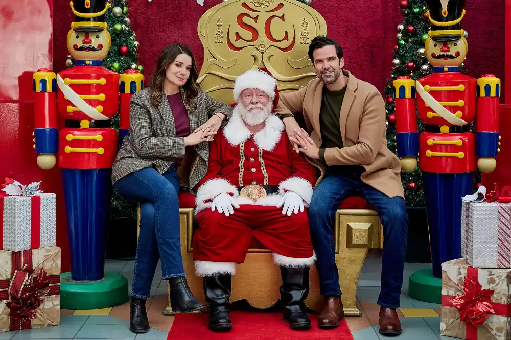 Kimberley Sustad Says She Has Imposter Syndrome Writing Hallmark Movies I m Miss Congeniality 260