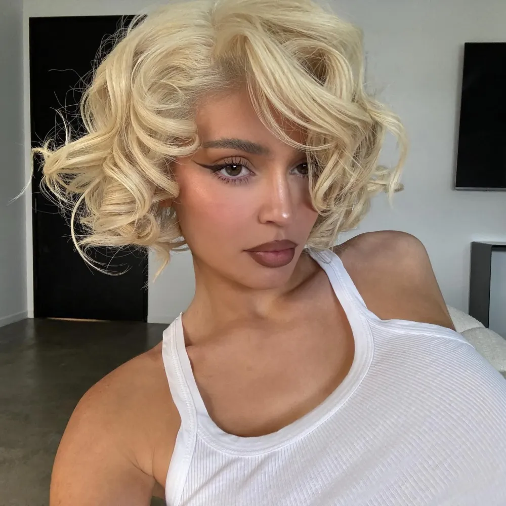 Kylie Jenner Reveals When She Bleached Her Hair Blonde It Was For 'Only 24 Hours