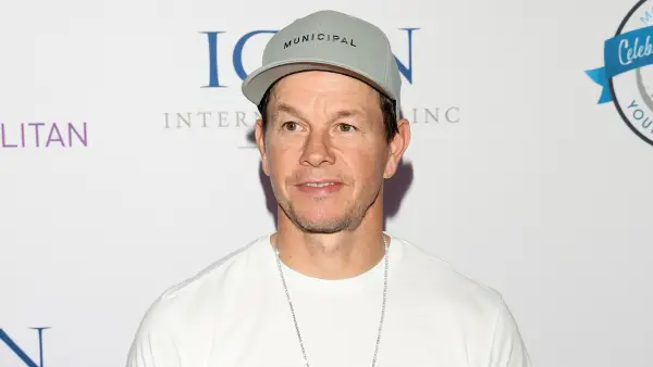 Mark Wahlberg Strips Down for a 4 AM Christmas Morning Cold Plunge