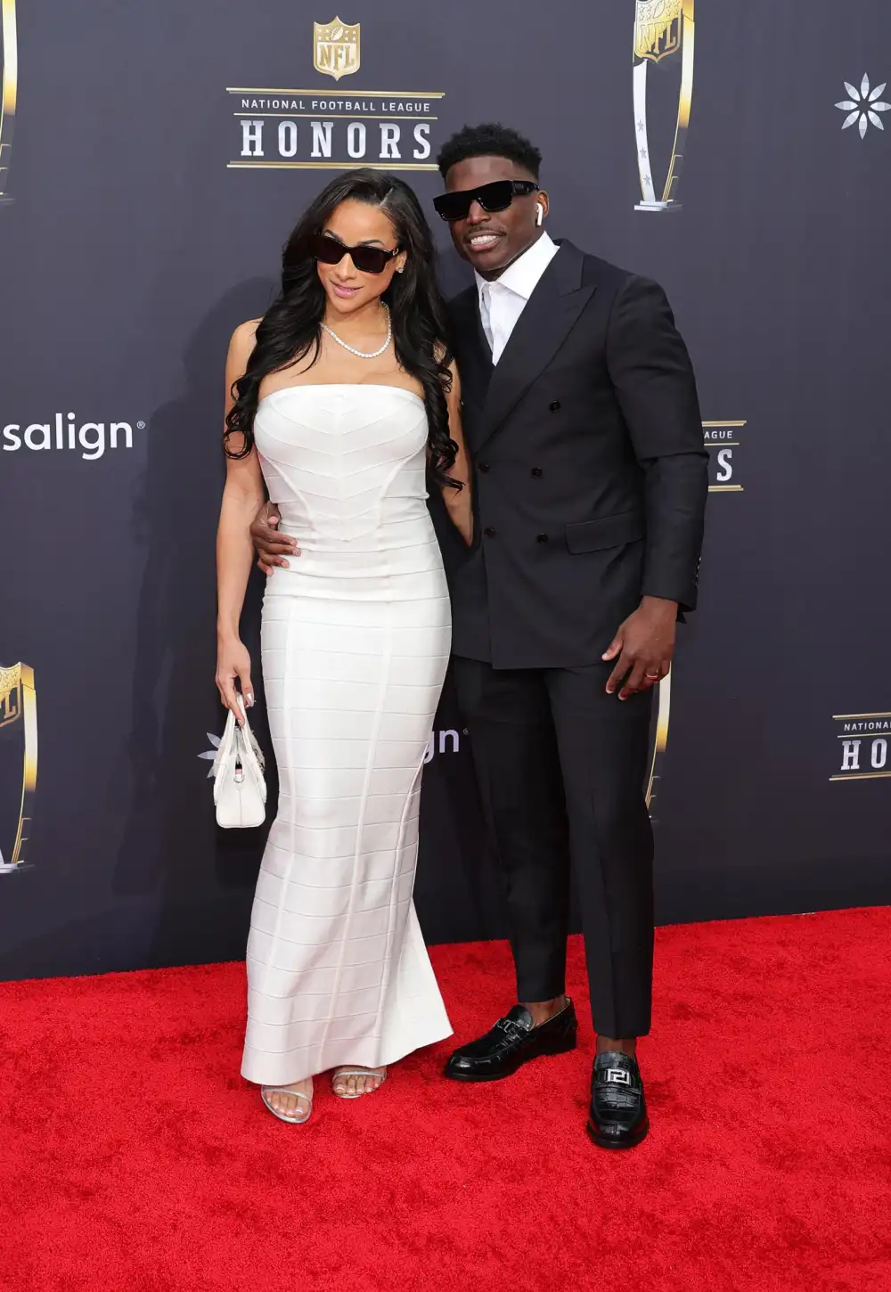 Miami Dolphins Tyreek Hill and Wife Keeta Vaccaro Welcome Baby Share Pics From Hospital Room 802