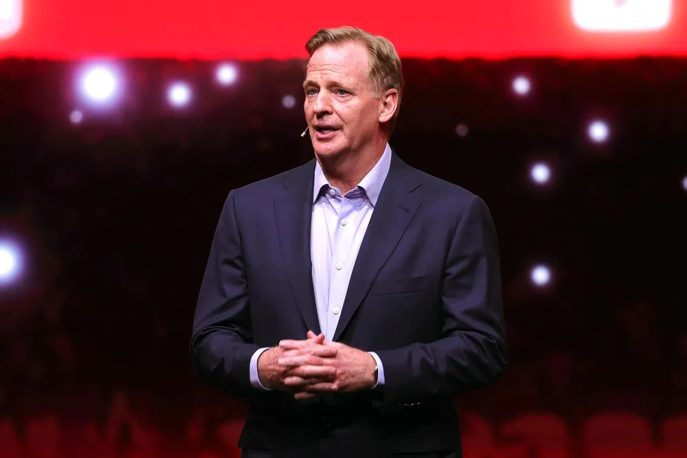 NFL Commissioner Roger Goodell Says Relationship With Jay Z is Unchanged in the Wake of Rape Allegation 379