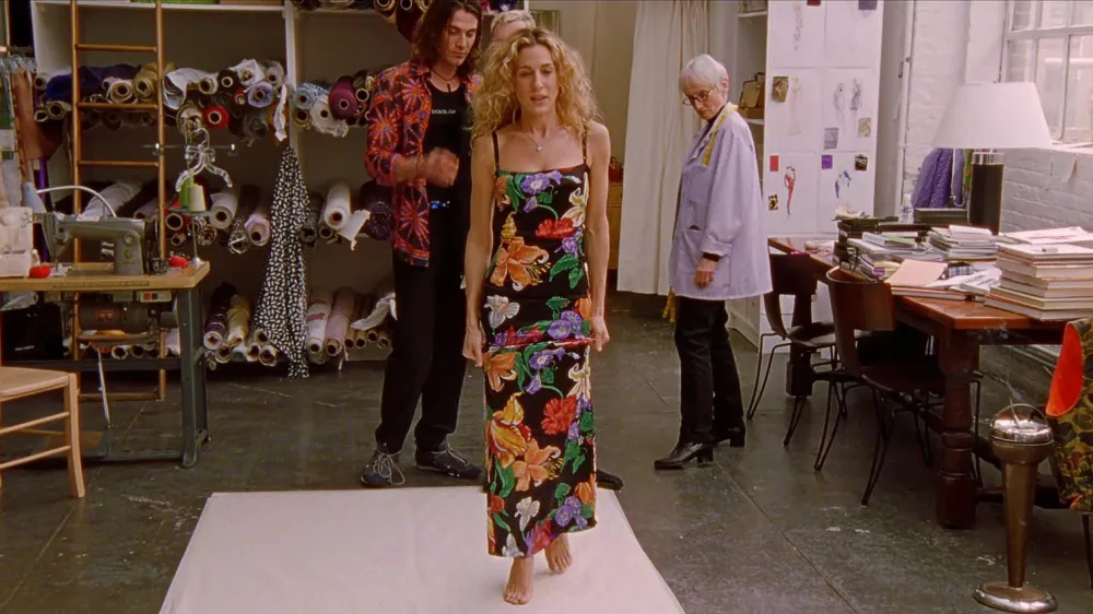Nicole Kidman Referenced Carrie Bradshaw and Whitney Houston in Dolce and Gabbana 954