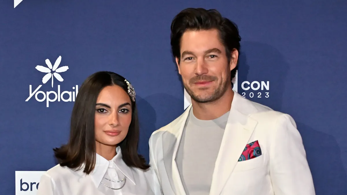 Paige DeSorbo and Craig Conover 5 Hot Stories