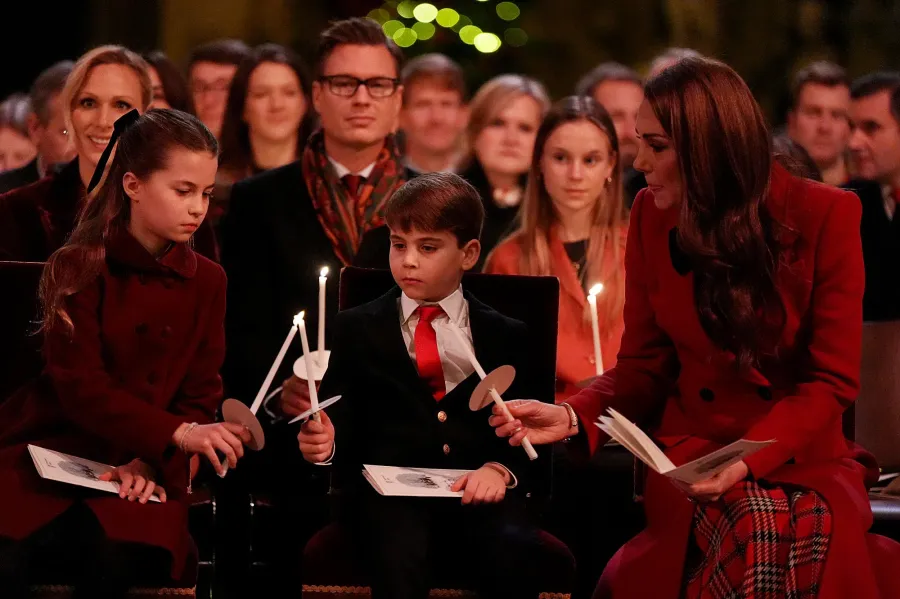 Prince William Escorts 3 Kids to Wife Kate Middleton s Together at Christmas Carol Service 184