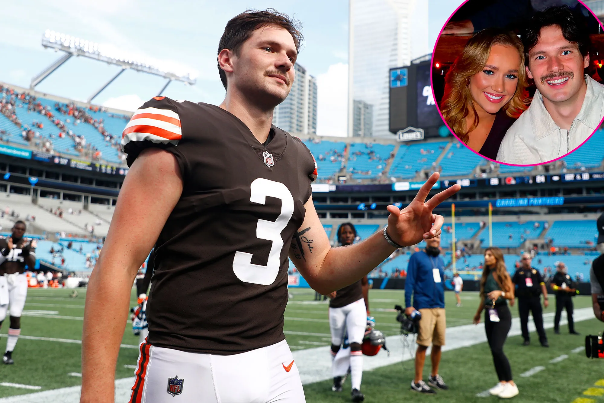 Promo Kicker Cade York Details Romance With Cowboys Cheerleader Zoe Dale