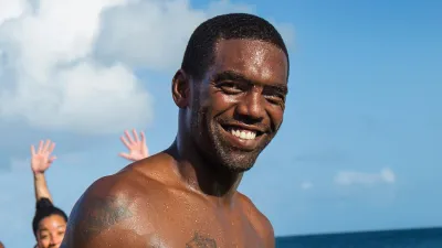 Randy Moss Confirms Cancer Diagnosis Reveals He Underwent Surgery to Remove Mass 131