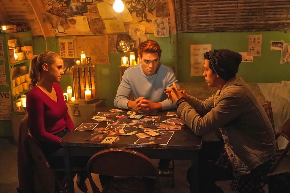 Riverdale TV Shows That Changed Their Premise Between Seasons