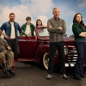 Shifting Gears Cast Seann William Scott Tim Allen Kat Dennings.jpg Daryl Chill Mitchell