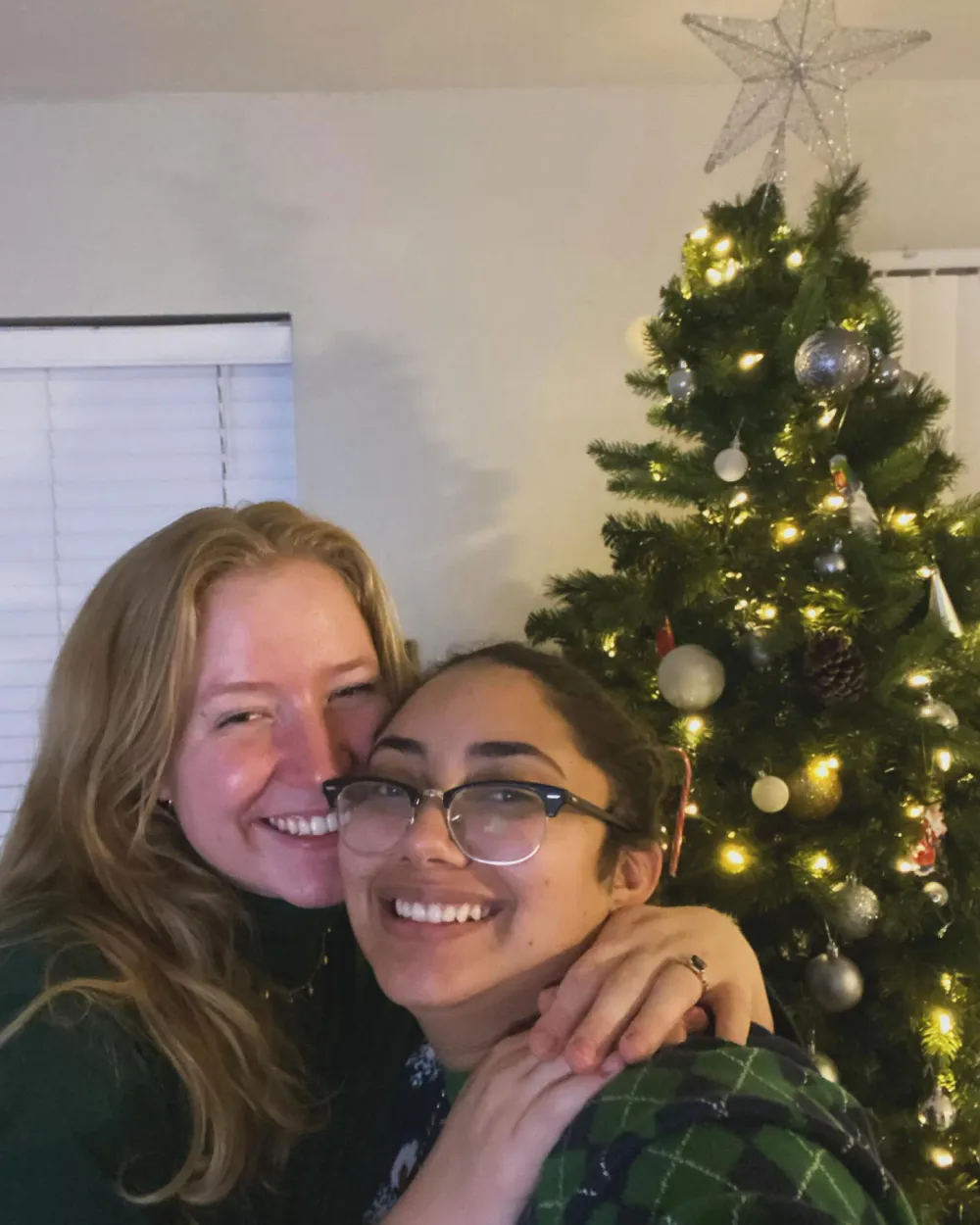 Sister Wives Gwendlyn Brown Graduates College a Semester Early 2