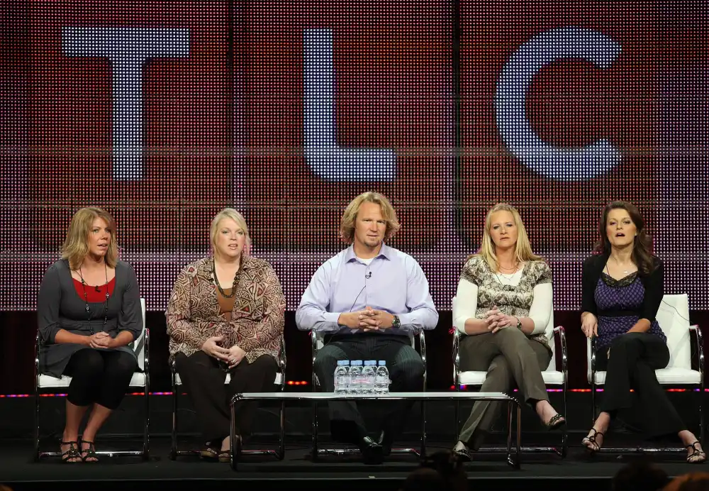 Sister Wives Recap Kody Admits He s Worried Robyn Will Get Hit On Attending Church Alone 123