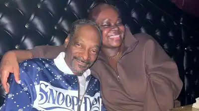 Snoop Doggs Daughter Cori Broadus Is Pregnant Expecting 1st Baby With Fiance Wayne Deuce