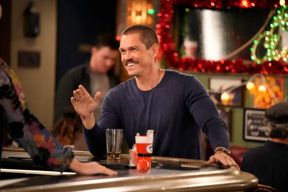 Steve Howey Breaks Down Those Reba Nods During His Happy s Place Debut&nbsp;