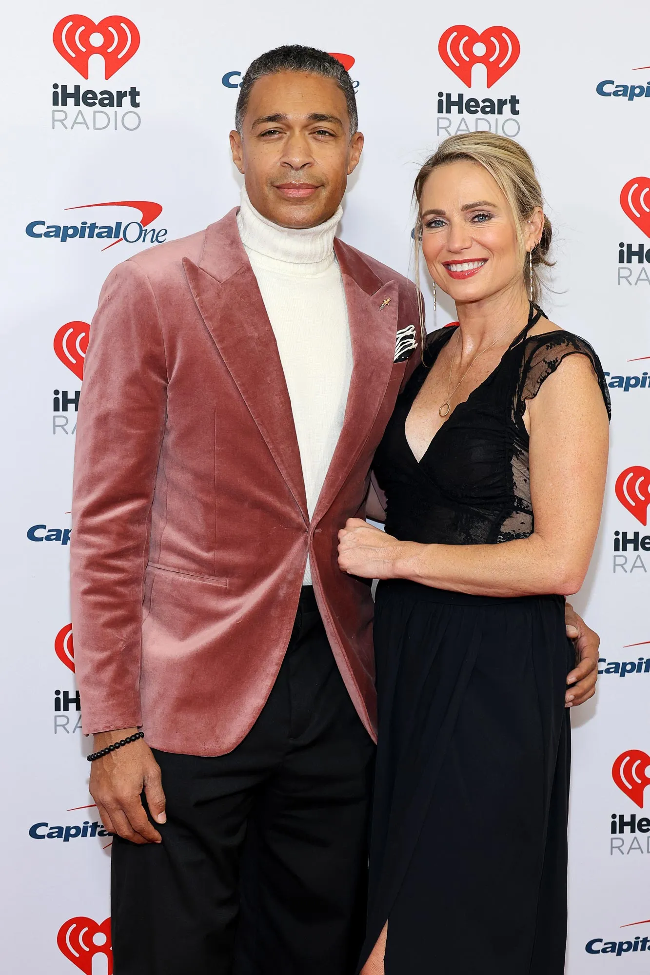 T J Holmes Confirms There Obviously Won t Be a Christmas Day Proposal for Amy Robach 683