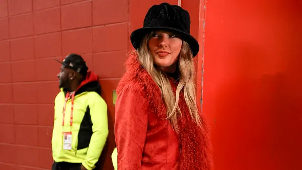 Taylor Swift Game Day Arrival