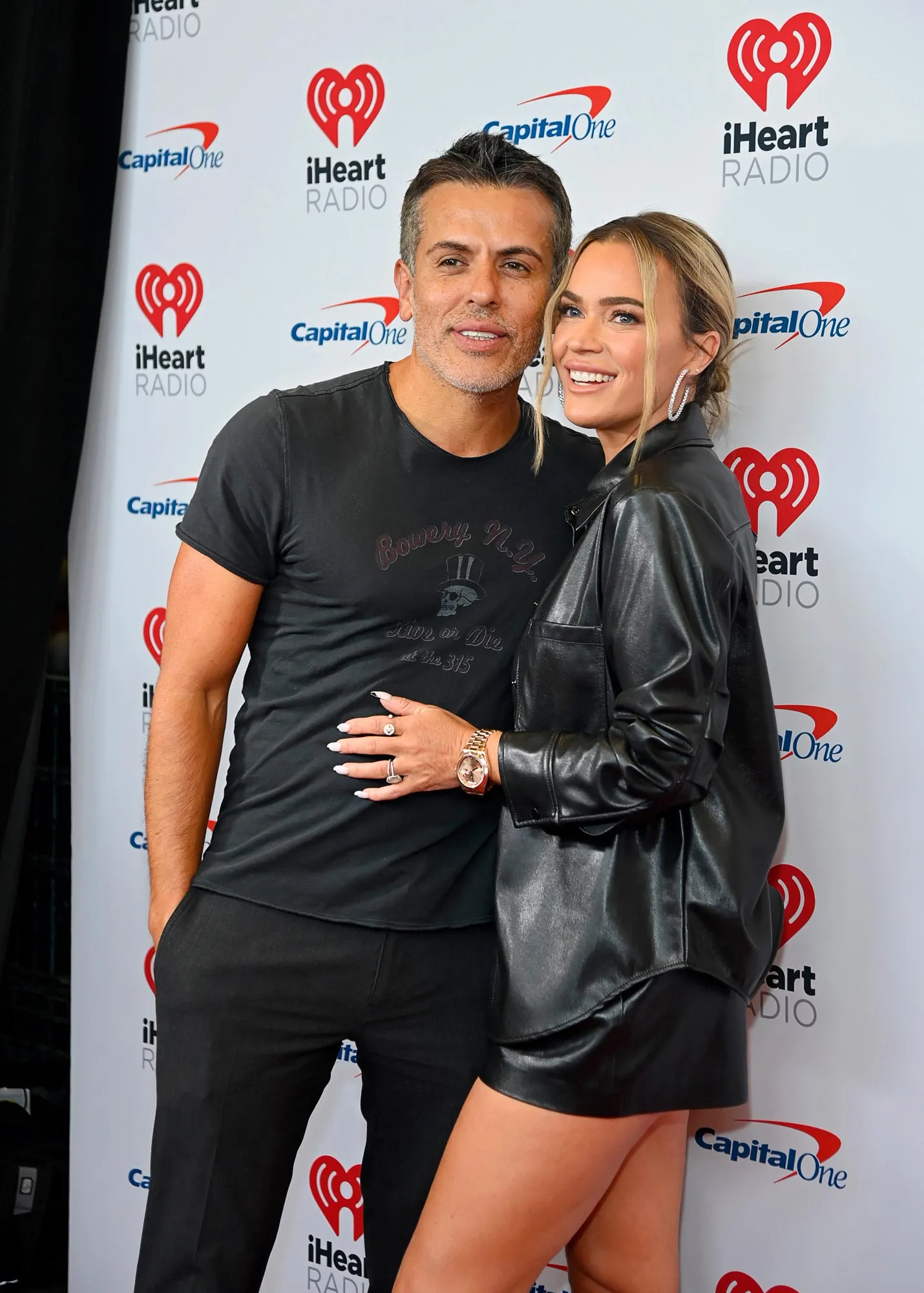 Teddi Mellencamp Compares Herself to Bridget Jones During 1st Christmas Without Ex Edwin Their Kids 704