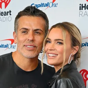 Teddi Mellencamp Compares Herself to Bridget Jones During 1st Christmas Without Ex Edwin Their Kids 704