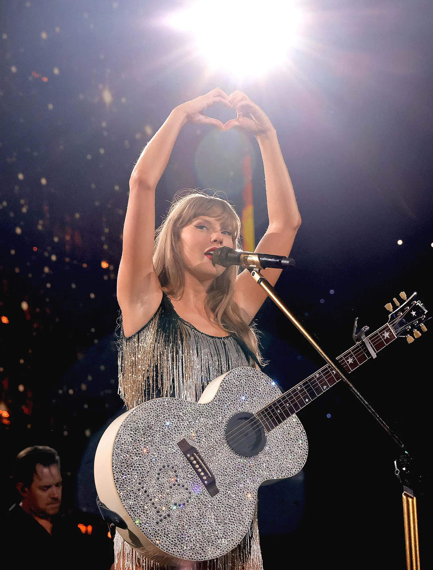 All of the Biggest Moments From the Final Weekend of Taylor Swift's 'Eras Tour' Concerts