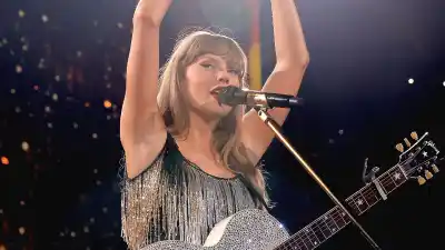 All of the Biggest Moments From the Final Weekend of Taylor Swift's 'Eras Tour' Concerts