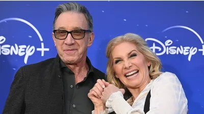 The Santa Clause Cast Where Are They Now Tim Allen David Krumholtz Elizabeth Mitchell and More 490