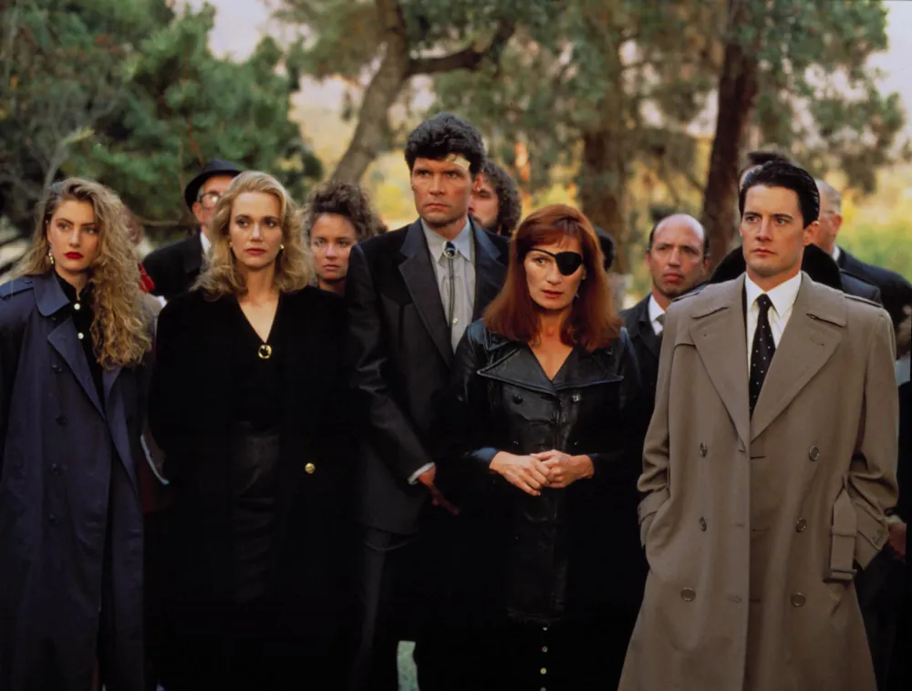 Twin Peaks TV Shows That Changed Their Premise Between Seasons