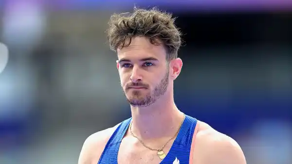 Viral Pole Vaulter Anthony Ammirati Looks Jacked in Shirtless Training Photos