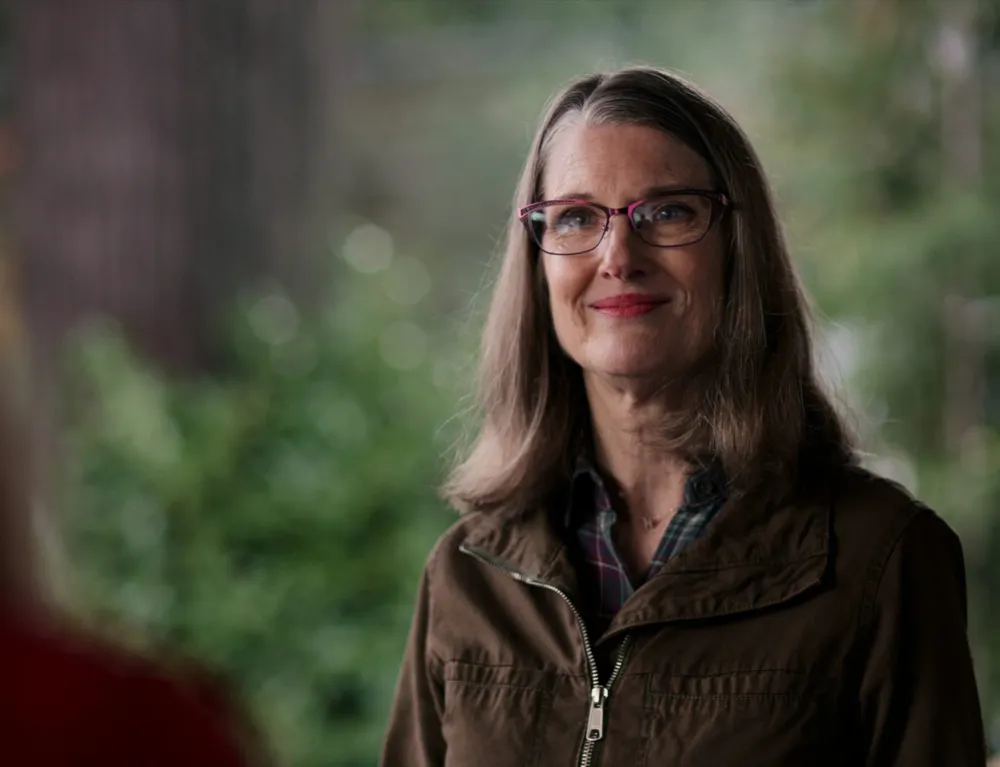 Virgin River s Annette O Toole Talks Hope s Season 6 Journey From Ex Husbands to Surprise Strippers