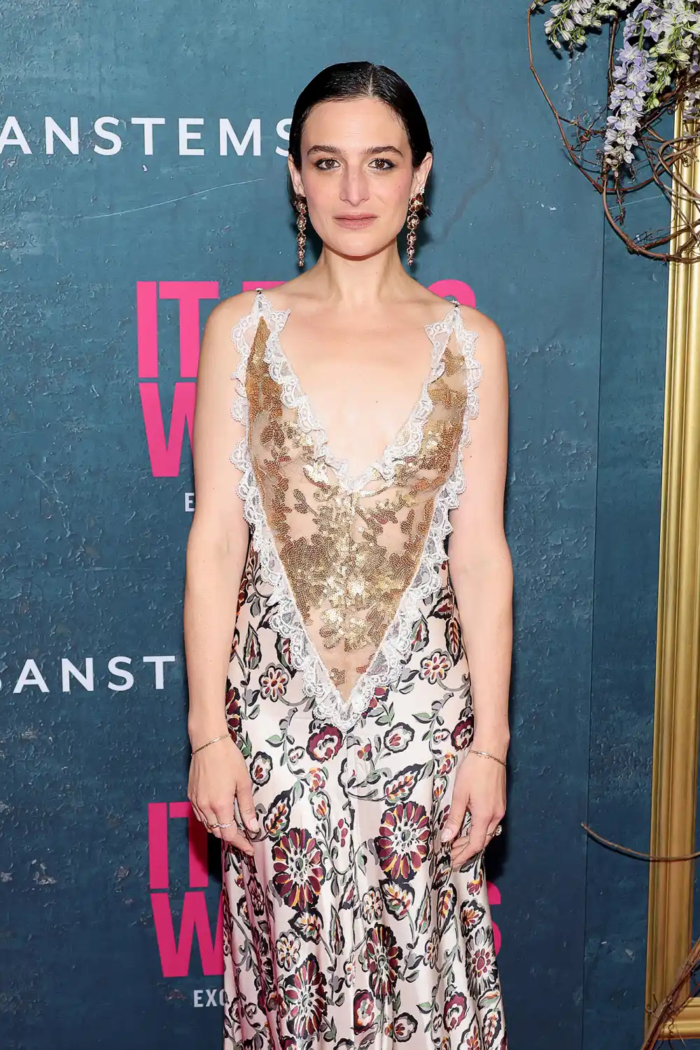 'It Ends With Us' Cast's Quotes About Blake Lively and Justin Baldoni: Brandon Sklenar and More