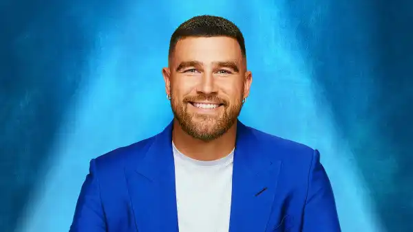 Woman Who Popped Out the Womb a Chiefs Fan Dances With Travis Kelce on Are You Smarter Game Show 082