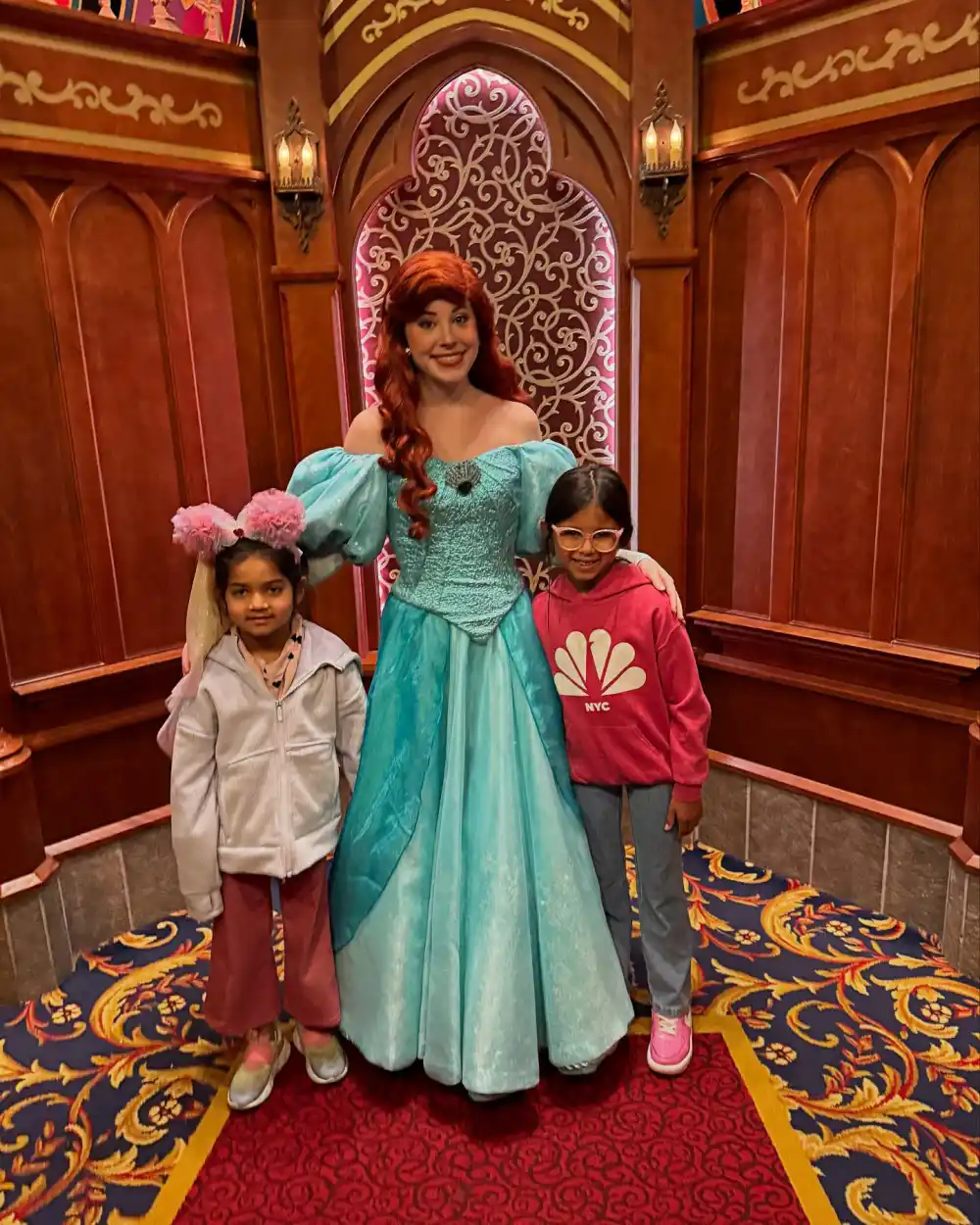 Hoda Kotb Takes Daughters to Disneyland Ahead of Hosting Rose Parade
