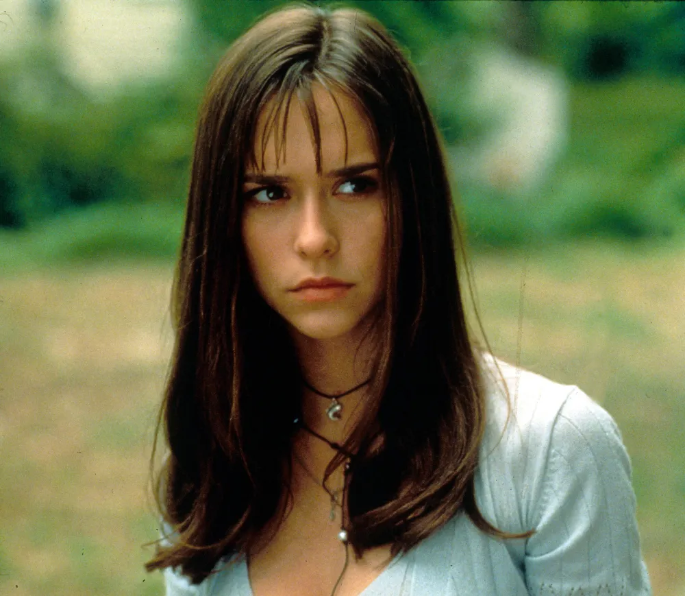 Jennifer Love Hewitt Reveals Her Experience With Ageism in Hollywood