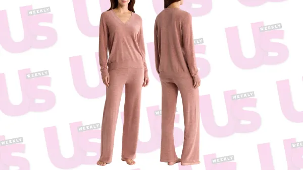 nordstrom-barefoot-dreams-cozychic-pajamas-sale