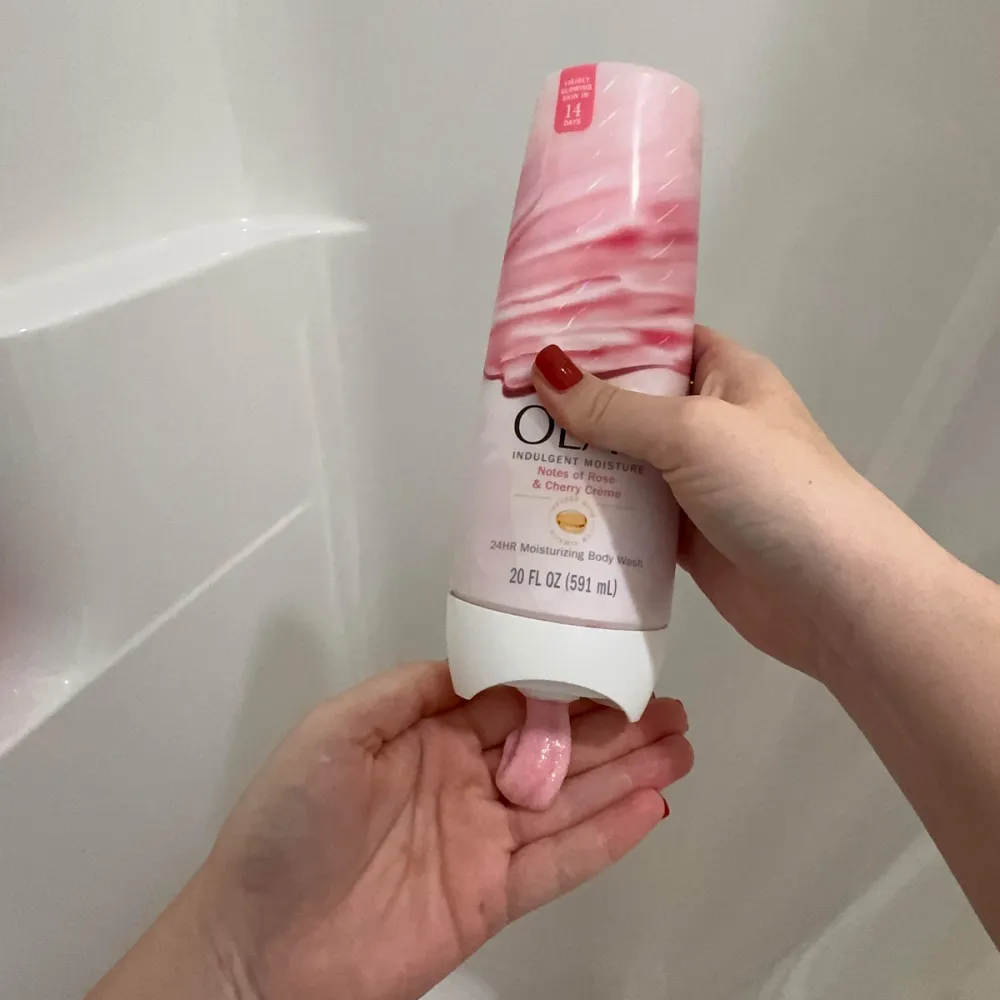 Olay Indulgent Moisture Body Wash