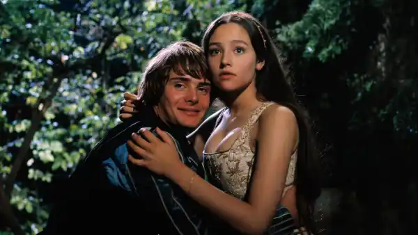 Olivia Hussey dies at 73