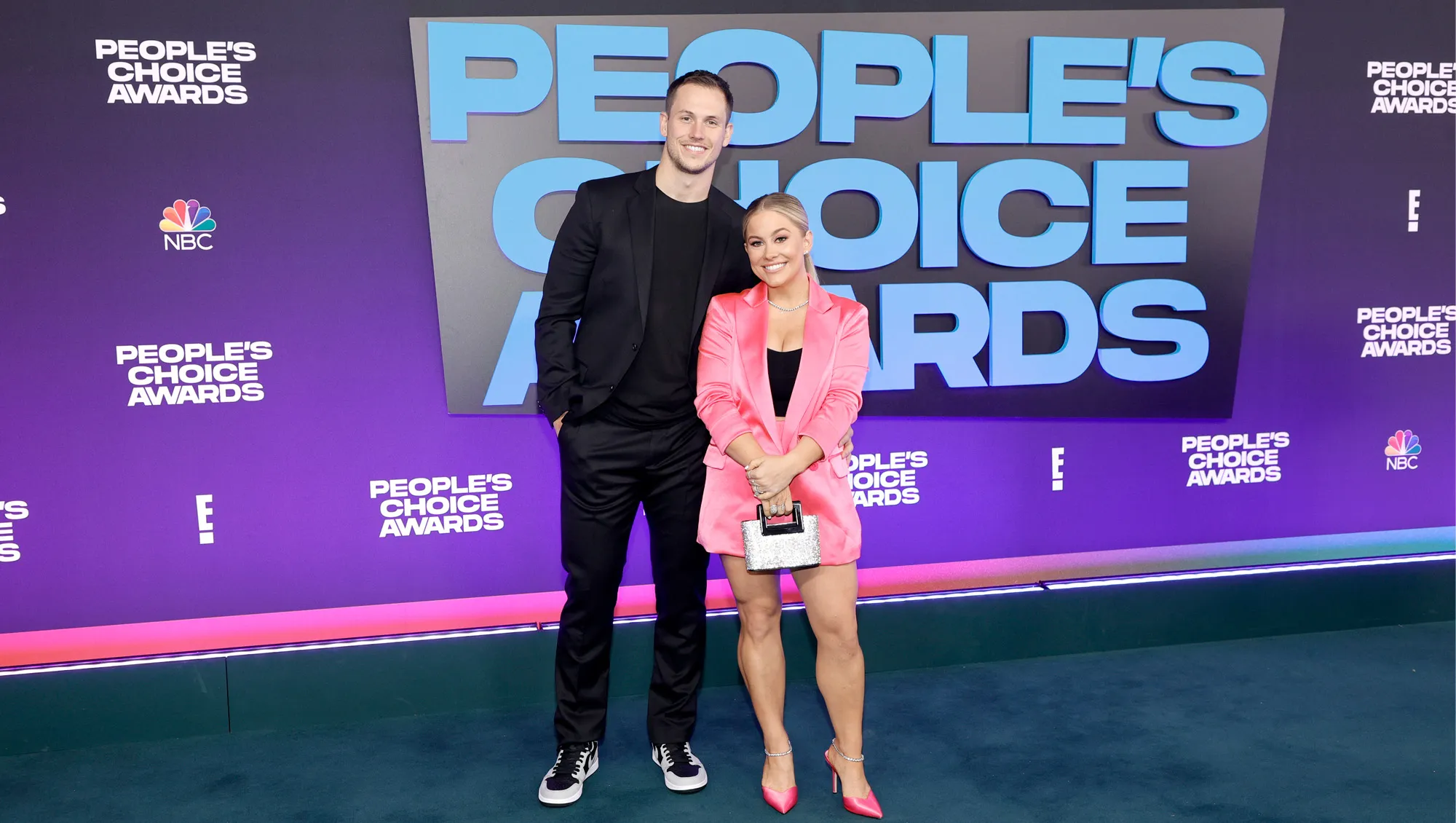 Andrew East and Shawn Johnson attend the 47th Annual People's Choice Awards at Barker Hangar on December 07, 2021 in Santa Monica, California.