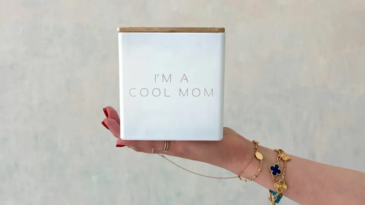 taja-collection-cool-mom-candle