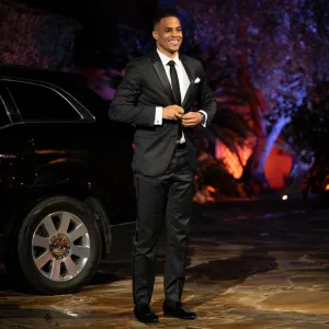 The Bachelor Season 29 Premiere Recap Grant Ellis on the 1st Impression Rose Reaction to His Sisters Cameo