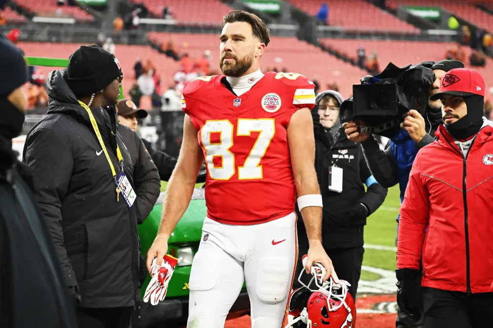 Travis Kelce Isnt Playing in the Kansas City Chiefs Season Finale Against Broncos
